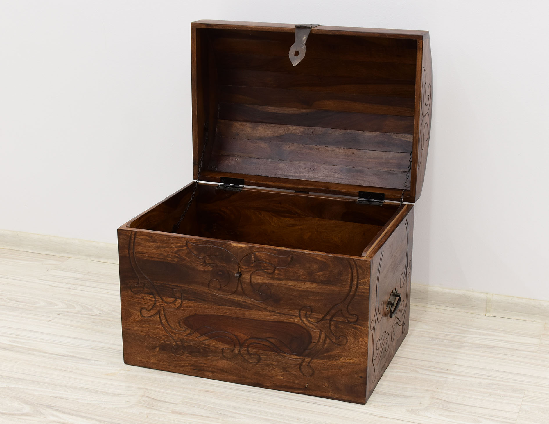 kufer-kolonialny-skrzynia-lite-drewno-palisander-indyjski-rzezbiona (13)