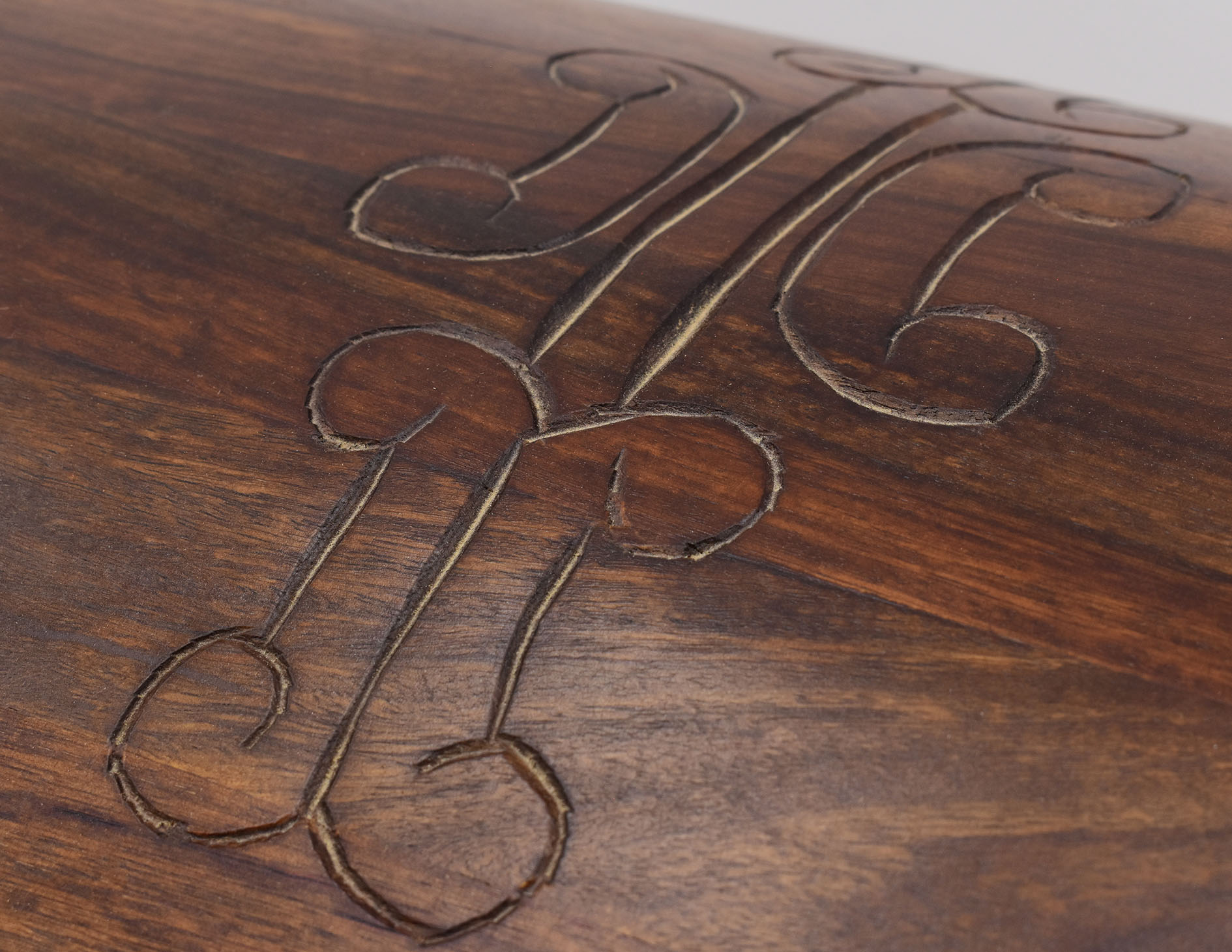 kufer-kolonialny-skrzynia-lite-drewno-palisander-indyjski-rzezbiona (20)