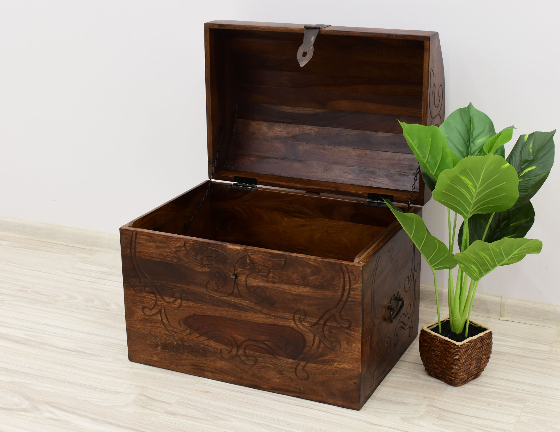kufer-kolonialny-skrzynia-lite-drewno-palisander-indyjski-rzezbiona (6)