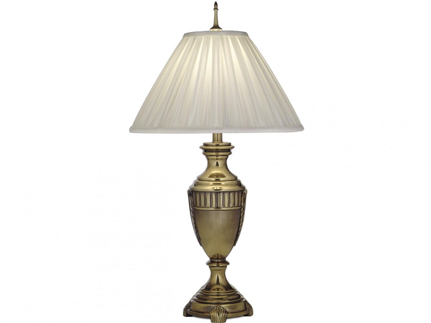 Lampa stołowa nocna podstawa z odlewu cynkowego w kolorze oksydowanego mosiądzu z jedwabnym abażurem w odcieniu perłowym