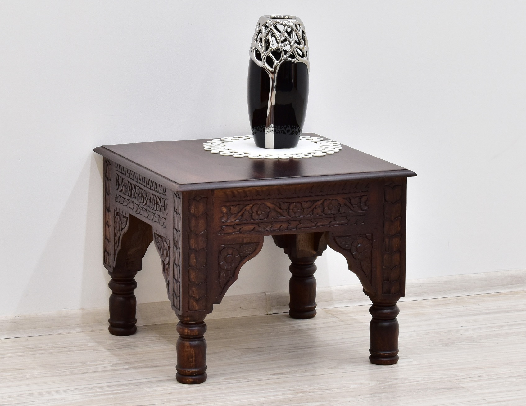 stolik-kawowy-kolonialny-lite-drewno-palisander-indyjski-rzezbiony-toczone-nogi (1)