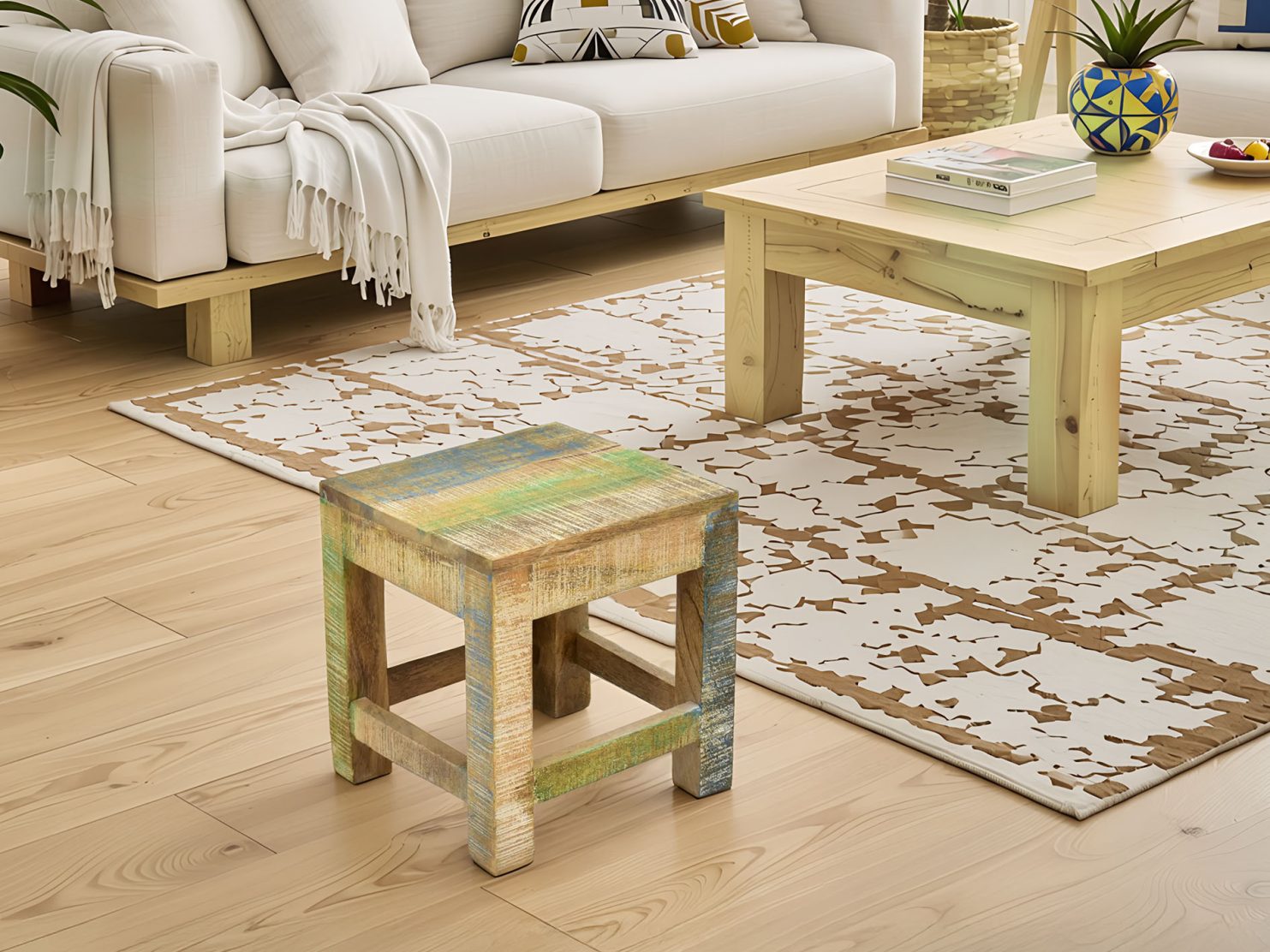 taboret-maly-kolonialny-lite-drewno-mango-styl-shabby-chic