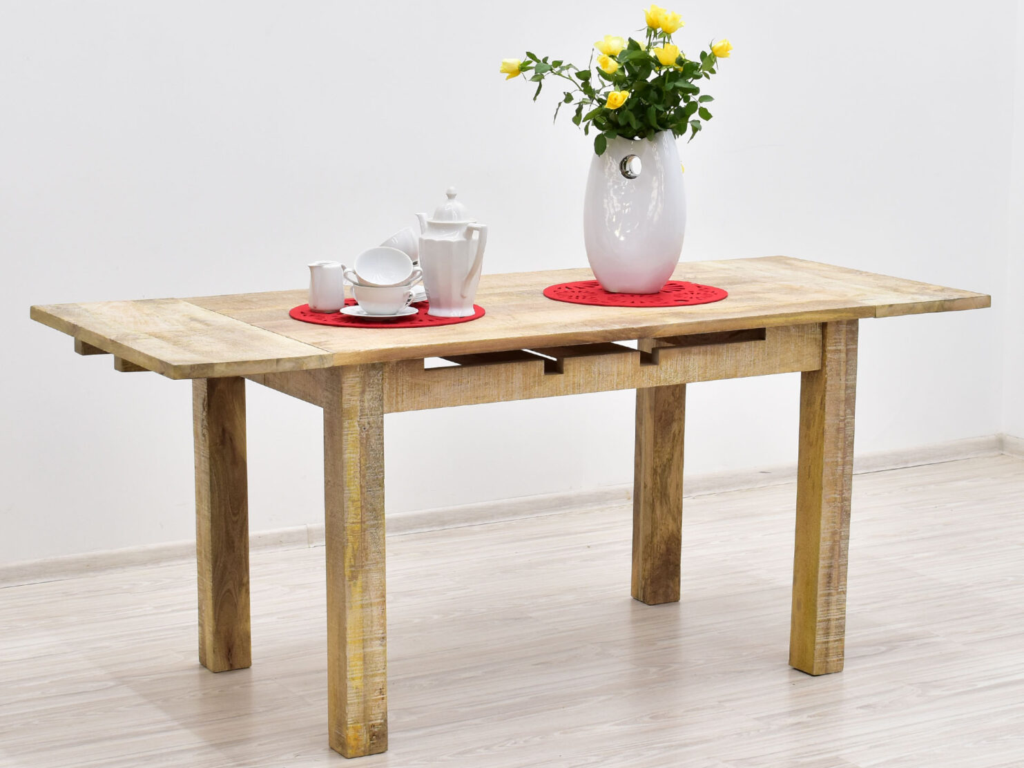 stol-kolonialny-rozkladany-lite-drewno-mango-styl-loftowy
