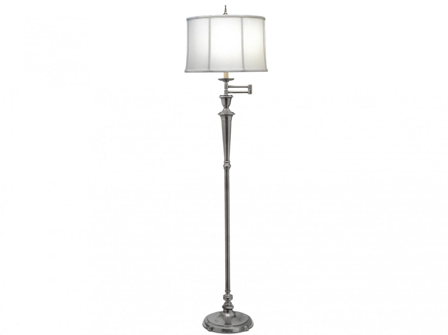 lampa-stojaca-podlogowa-w-kolorze-antycznego-niklu