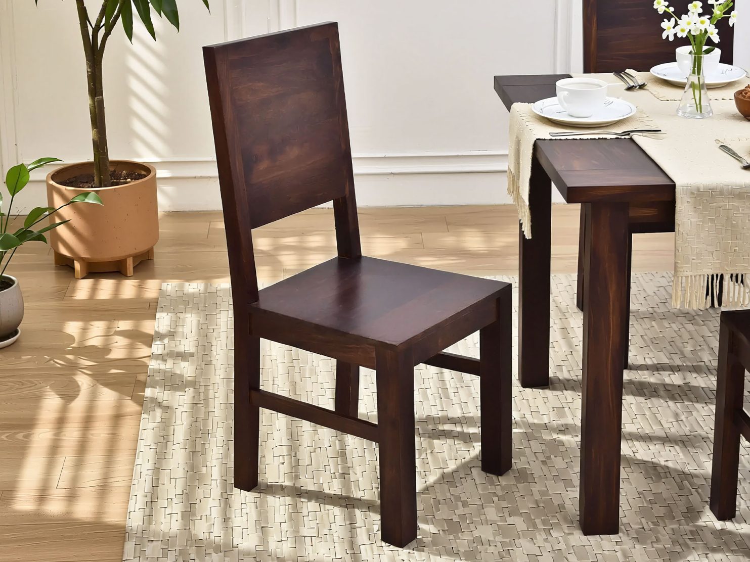 krzeslo-kolonialne-lite-drewno-palisander-indyjski-pelne-oparcie-ciemny-braz