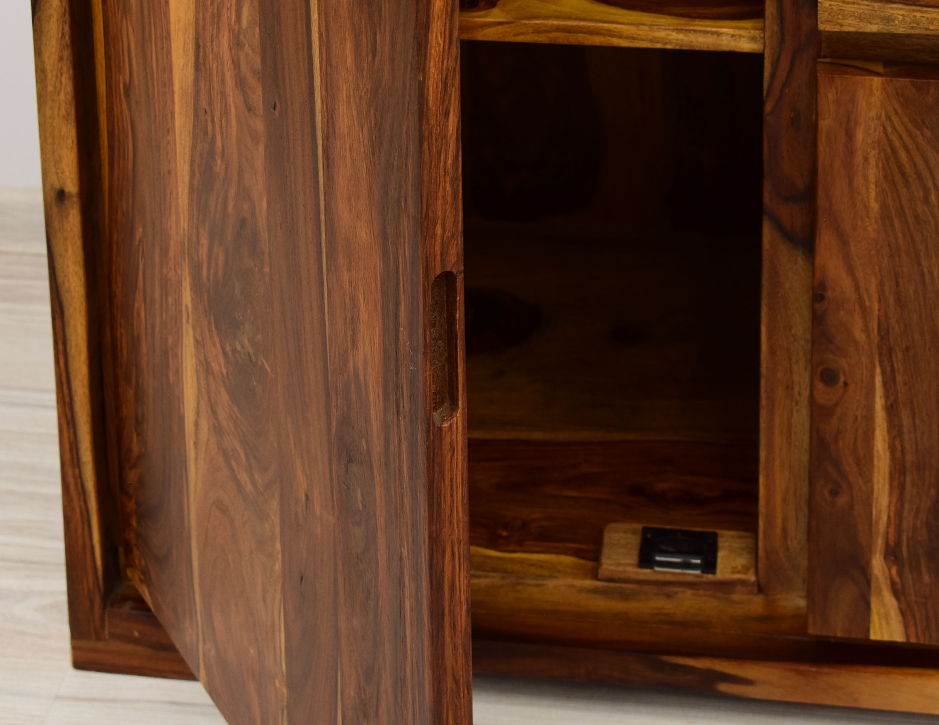 komoda-kolonialna-neo-lite-drewno-palisander-indyjski-modernistyczna (19)