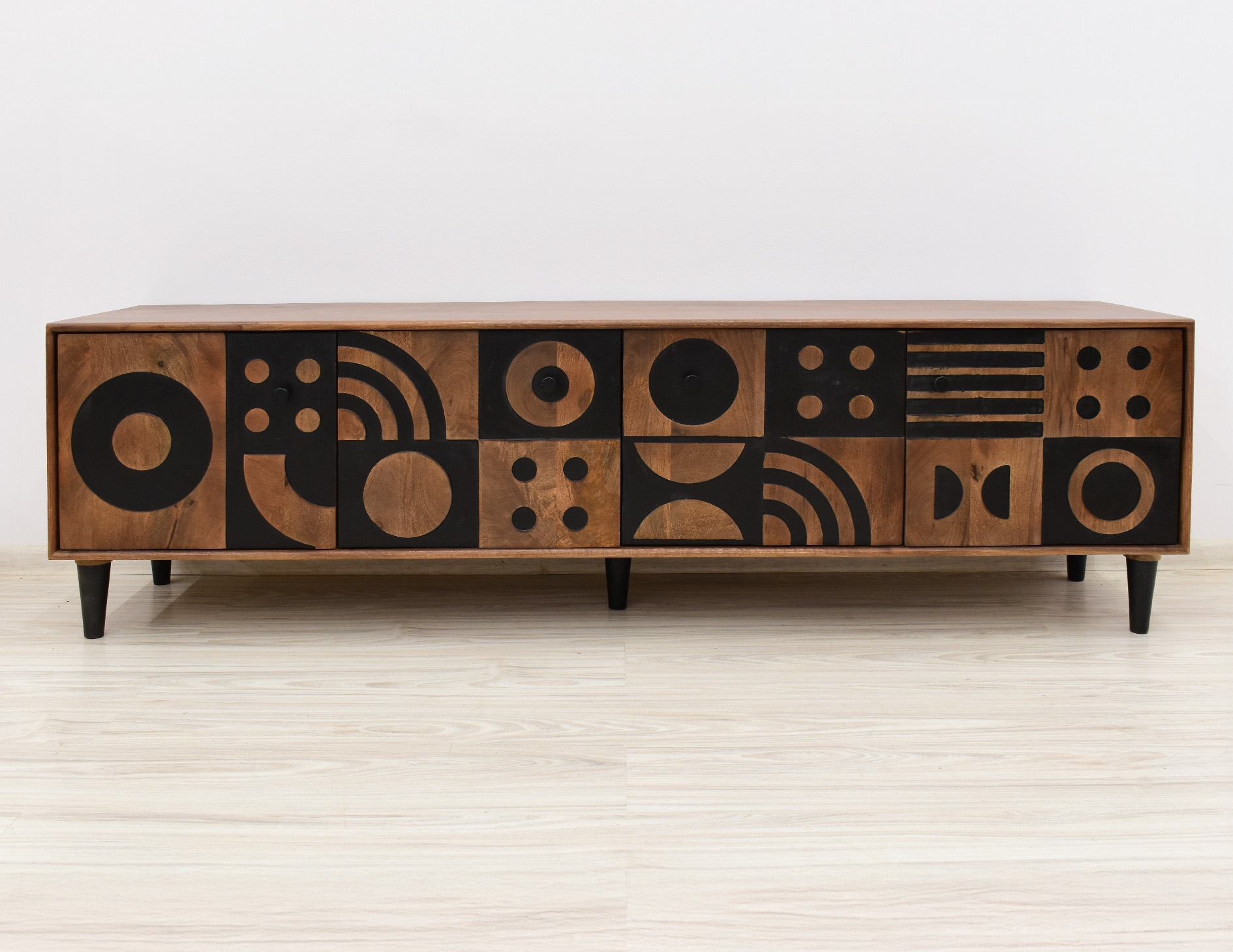 komoda-rtv-kolonialna-indyjska-szafka-pod-telewizor-bengal-lite-drewno-mango (15)