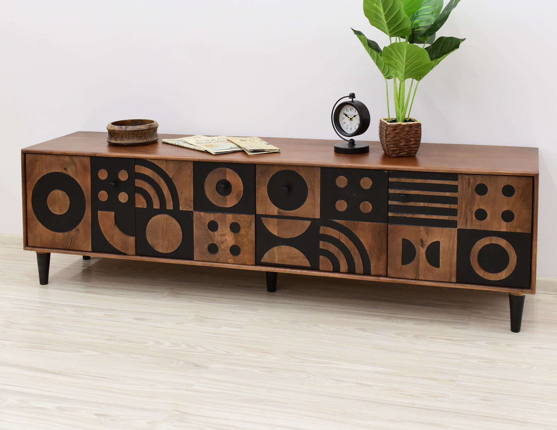 komoda-rtv-kolonialna-indyjska-szafka-pod-telewizor-bengal-lite-drewno-mango (3)