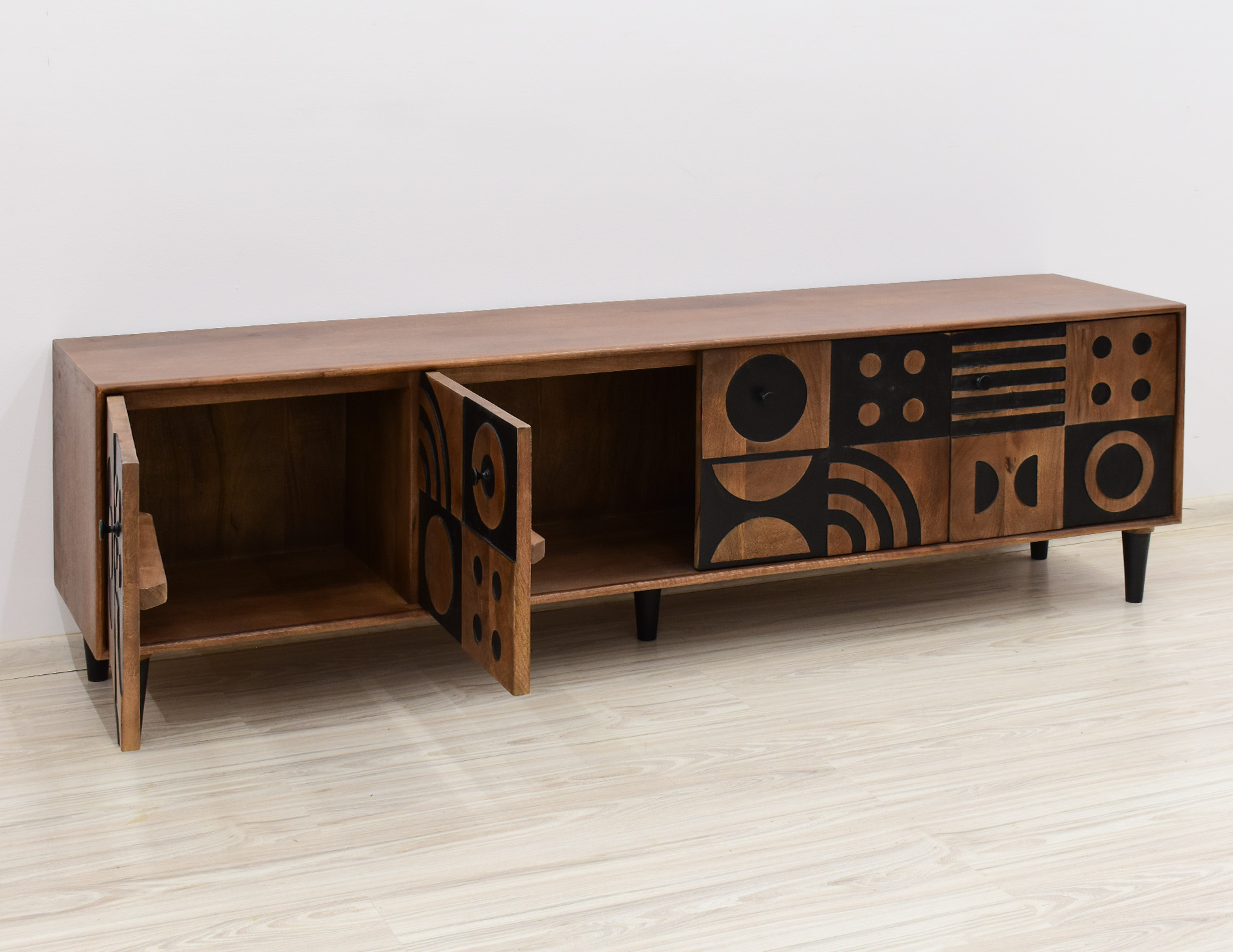 komoda-rtv-kolonialna-indyjska-szafka-pod-telewizor-bengal-lite-drewno-mango (7)