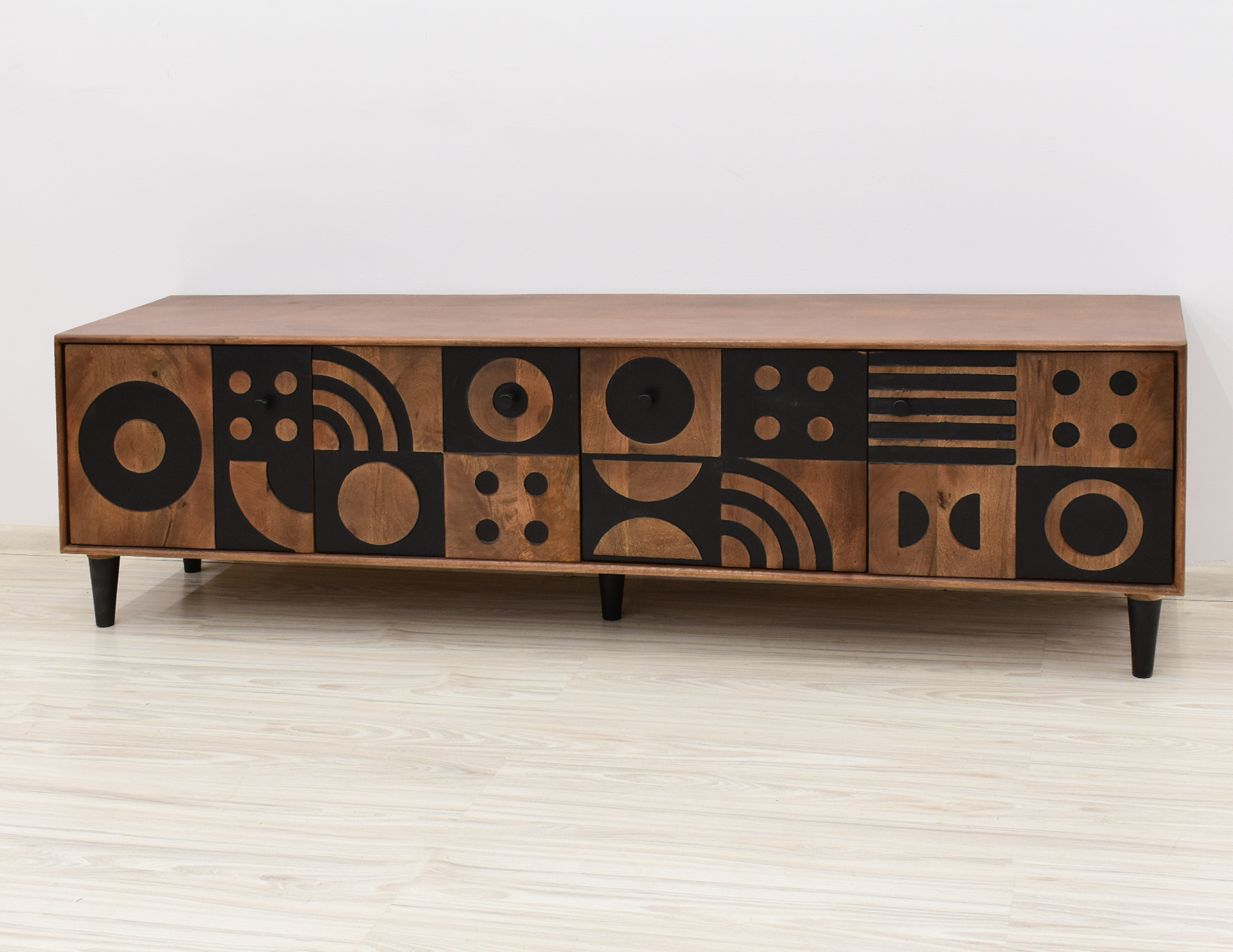 komoda-rtv-kolonialna-indyjska-szafka-pod-telewizor-bengal-lite-drewno-mango (9)