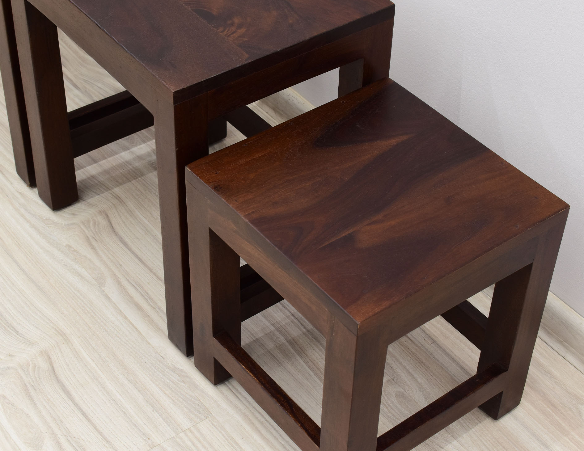 stoliczek-taboret-kolonialny-modern-lite-drewno-palisander-indyjski-zestaw-3-sztuk (15)