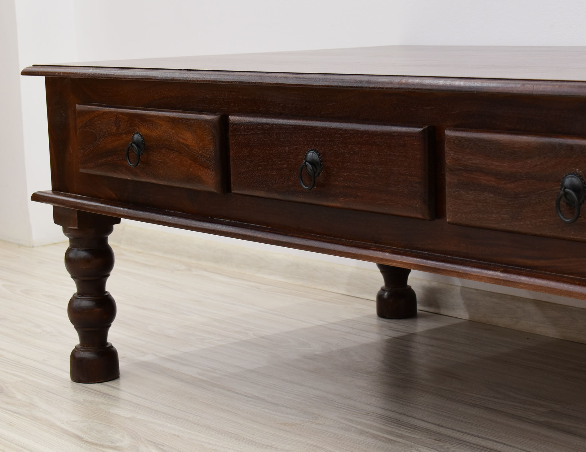 stolik-kawowy-lawa-z-szufladami-classic-lite-drewno-palisander-indyjski-z-6-szufladami (18)