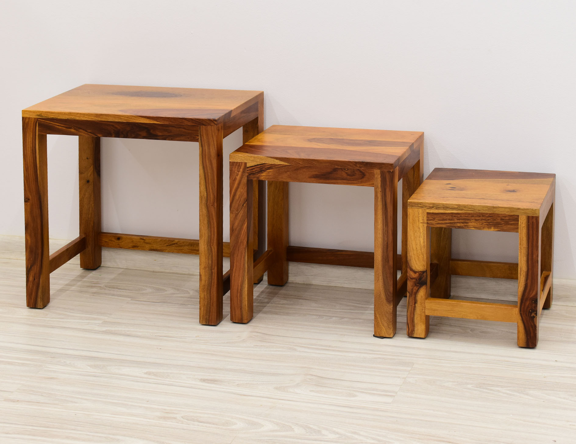 taboret-kolonialny-neo-stolik-stolek-lite-drewno-palisander-indyjski-3-sztuki (13)