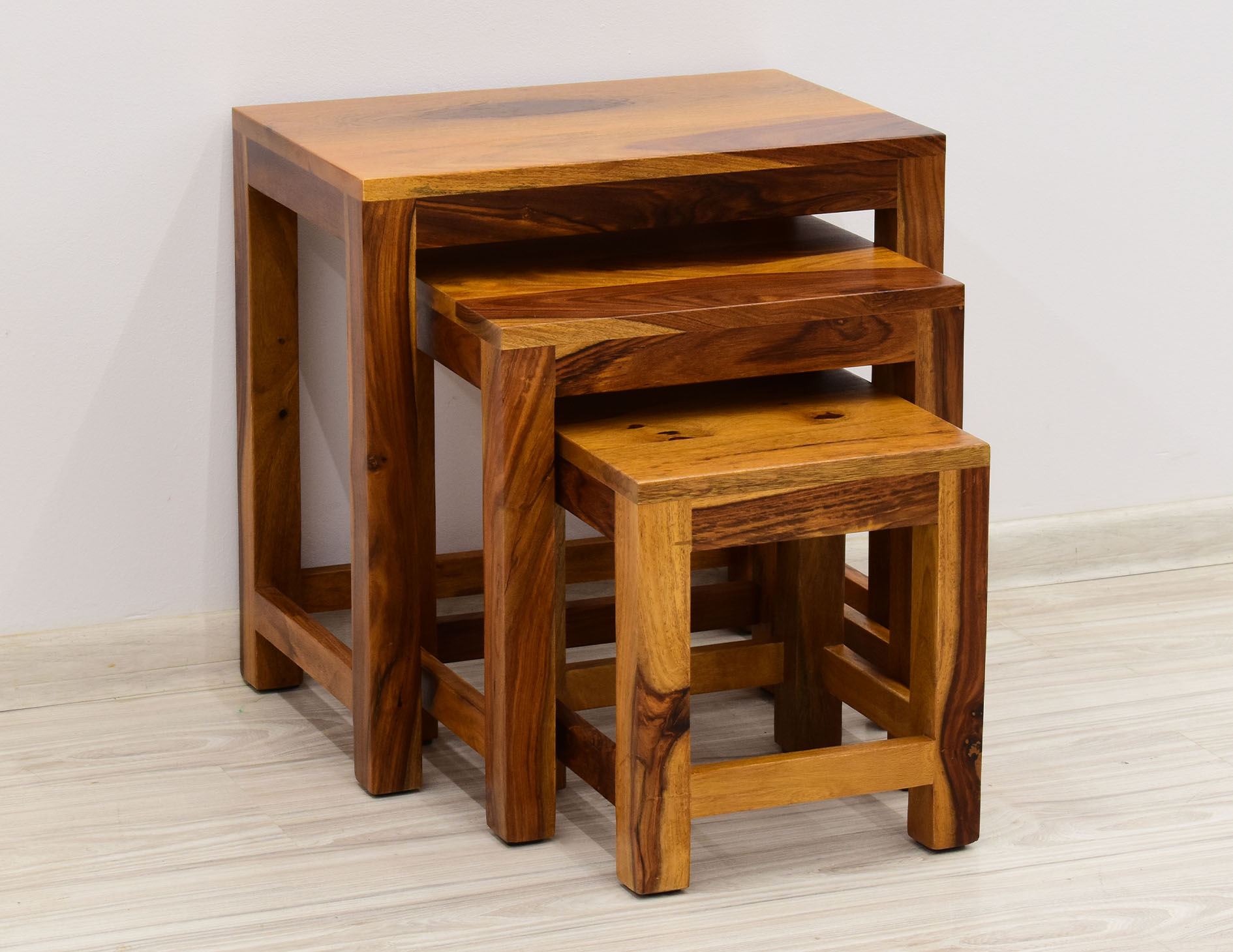 taboret-kolonialny-neo-stolik-stolek-lite-drewno-palisander-indyjski-3-sztuki (8)