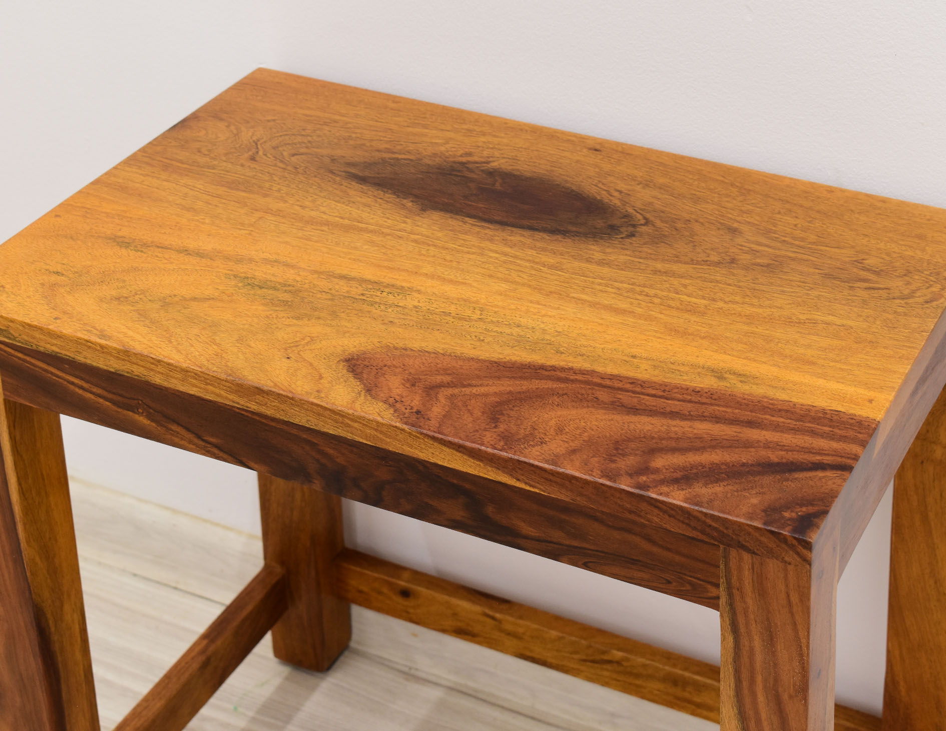 taboret-maly-stolik-kolonialny-neo-lite-drewno-palisander-indyjski-nowoczesny (8)