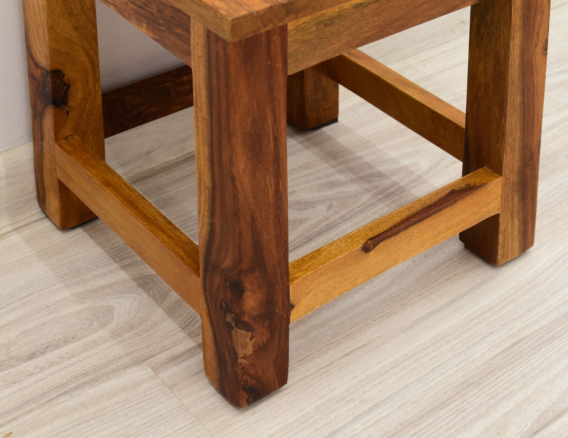 taboret-stoliczek-kolonialny-neo-lite-drewno-palisander-indyjski-nowoczesny (9)