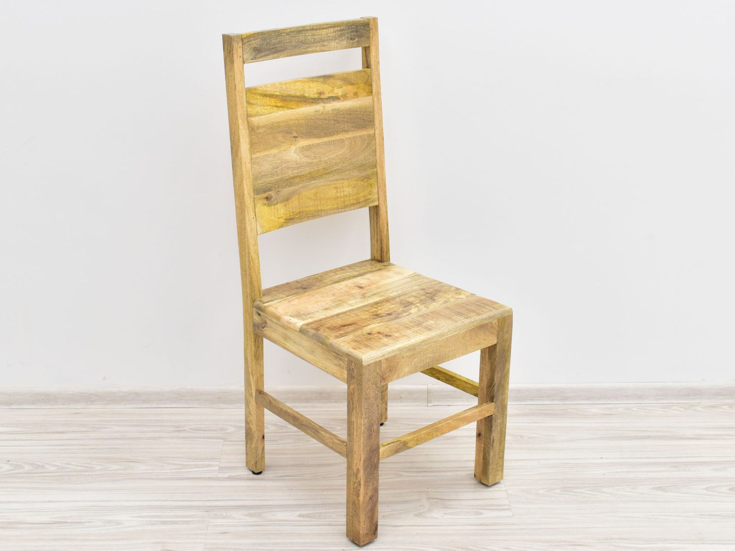 krzeslo-kolonialne-indyjskie-loft-lite-drewno-mango-2-sztuki