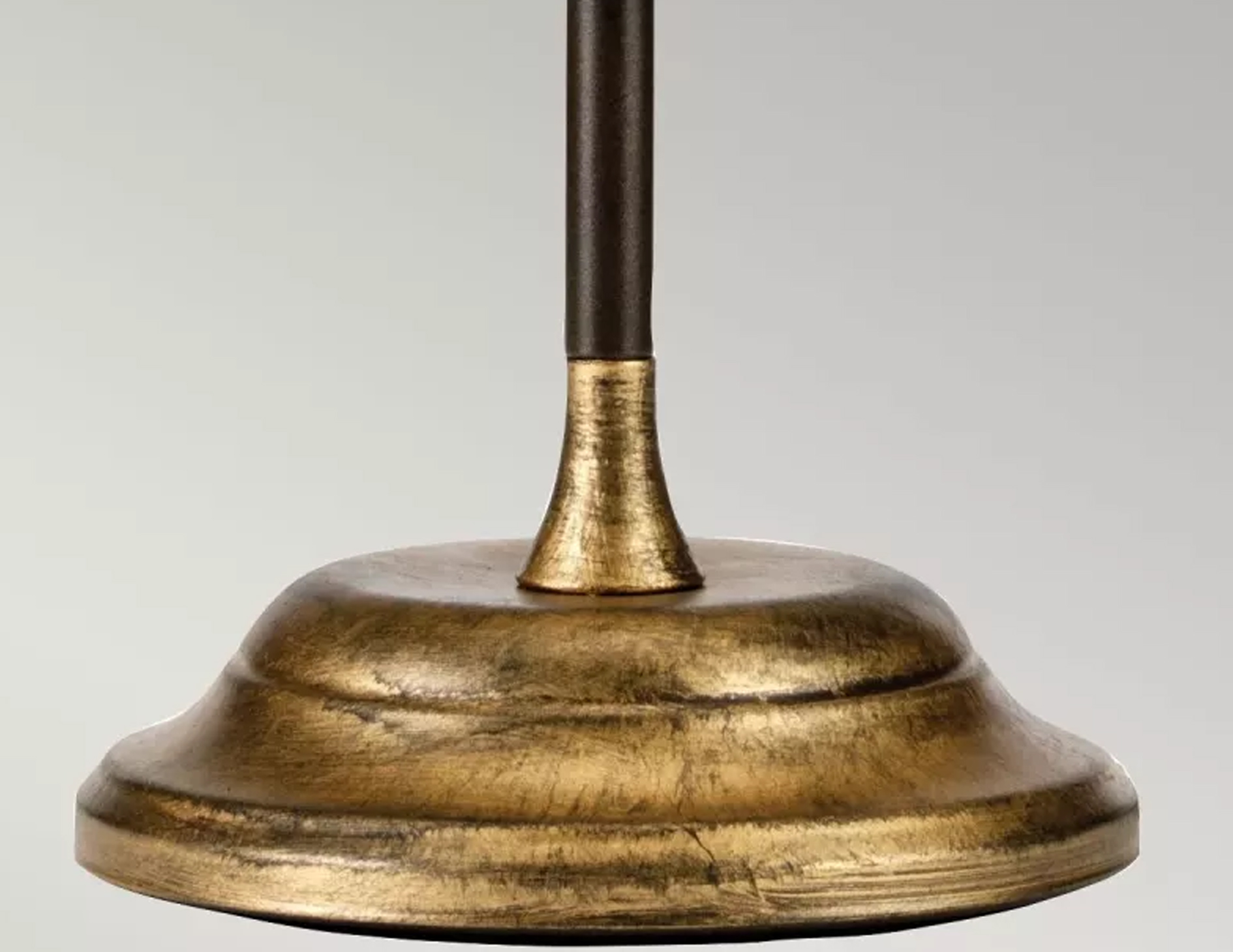 lampa-stolowa-nocna-amarilli-jedno-zrodlo-swiatla-podstawa-braz-zlota-patyna-abazur-kosc-sloniowa (4)