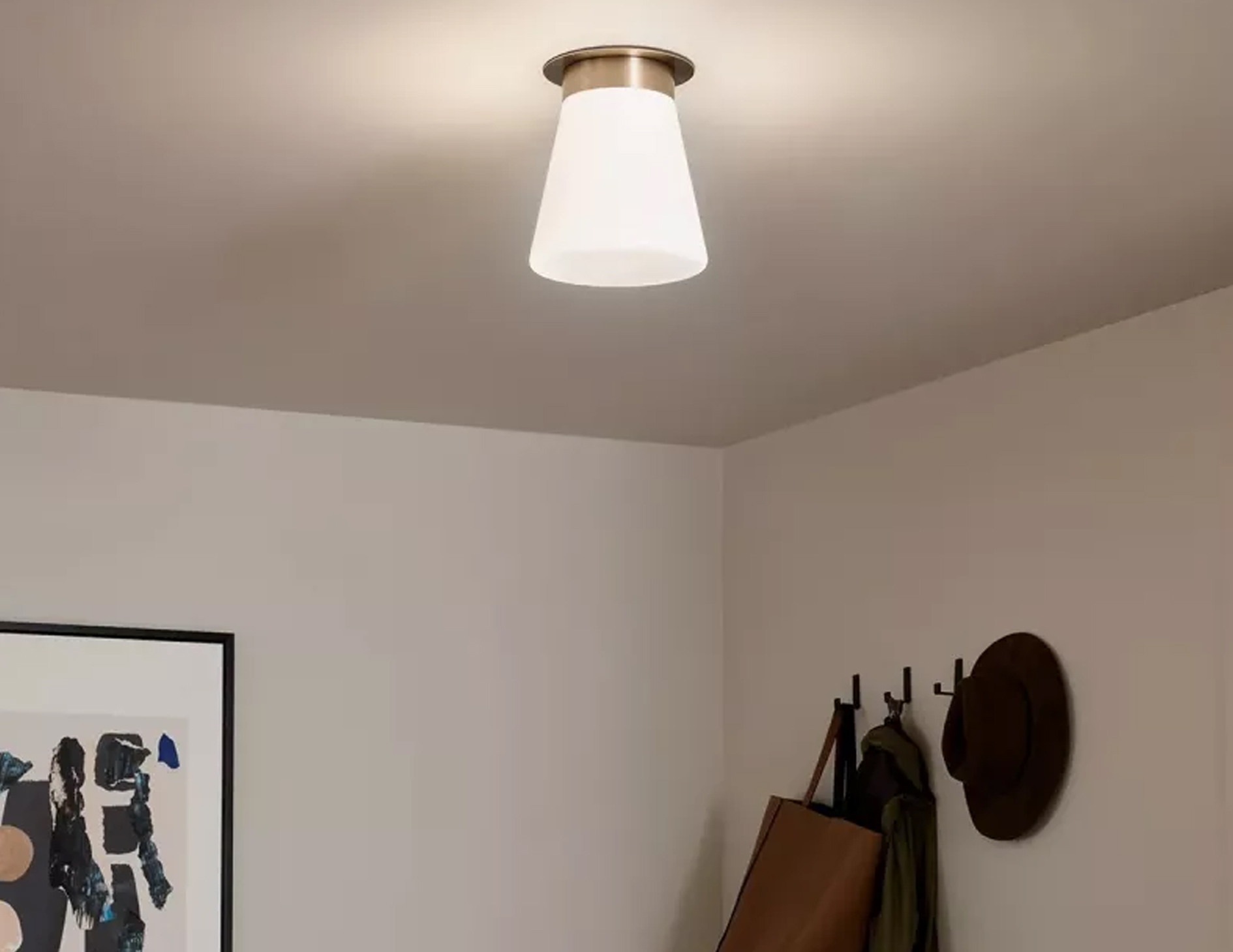 lampa-sufitowa-plafon-albers-jedno-zrodlo-swiatla-szampanski-braz-stozkowy-klosz (7)