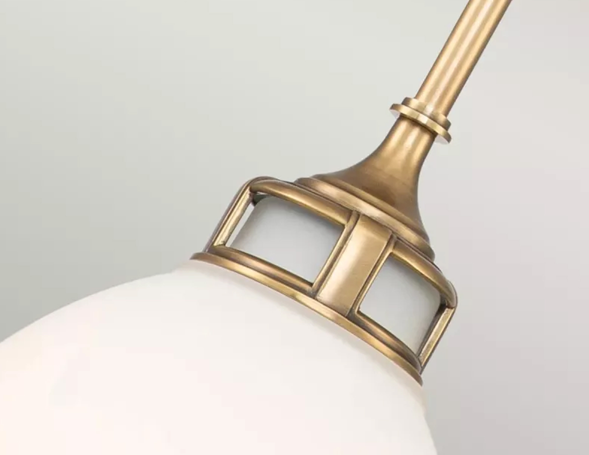 lampa-wiszaca-amelia-jedno-zrodlo-swiatla-klasyczny-mosiadz (4)